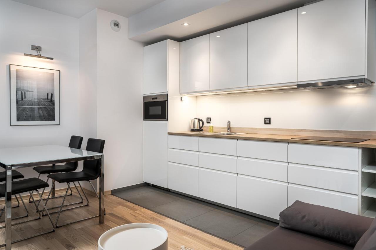 Rentplanet - Apartamenty Atal Tower Wrocław Zewnętrze zdjęcie