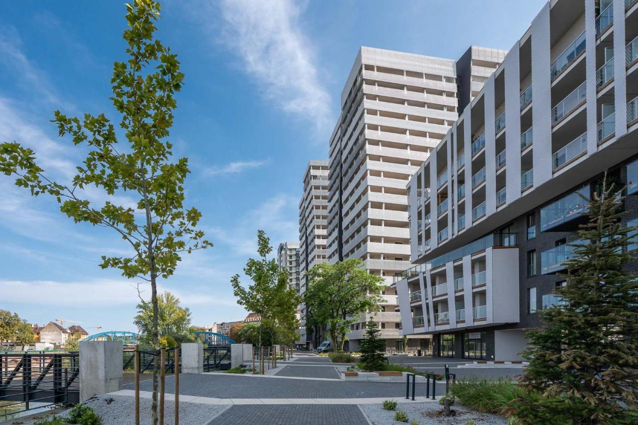 Rentplanet - Apartamenty Atal Tower Wrocław Zewnętrze zdjęcie